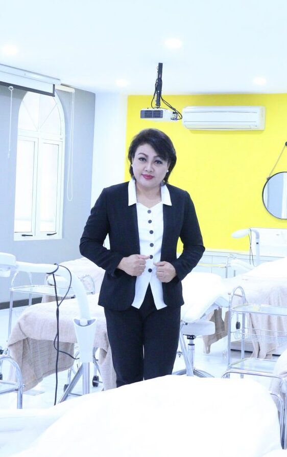 Karwati, SE, Dipl. CIDESCO